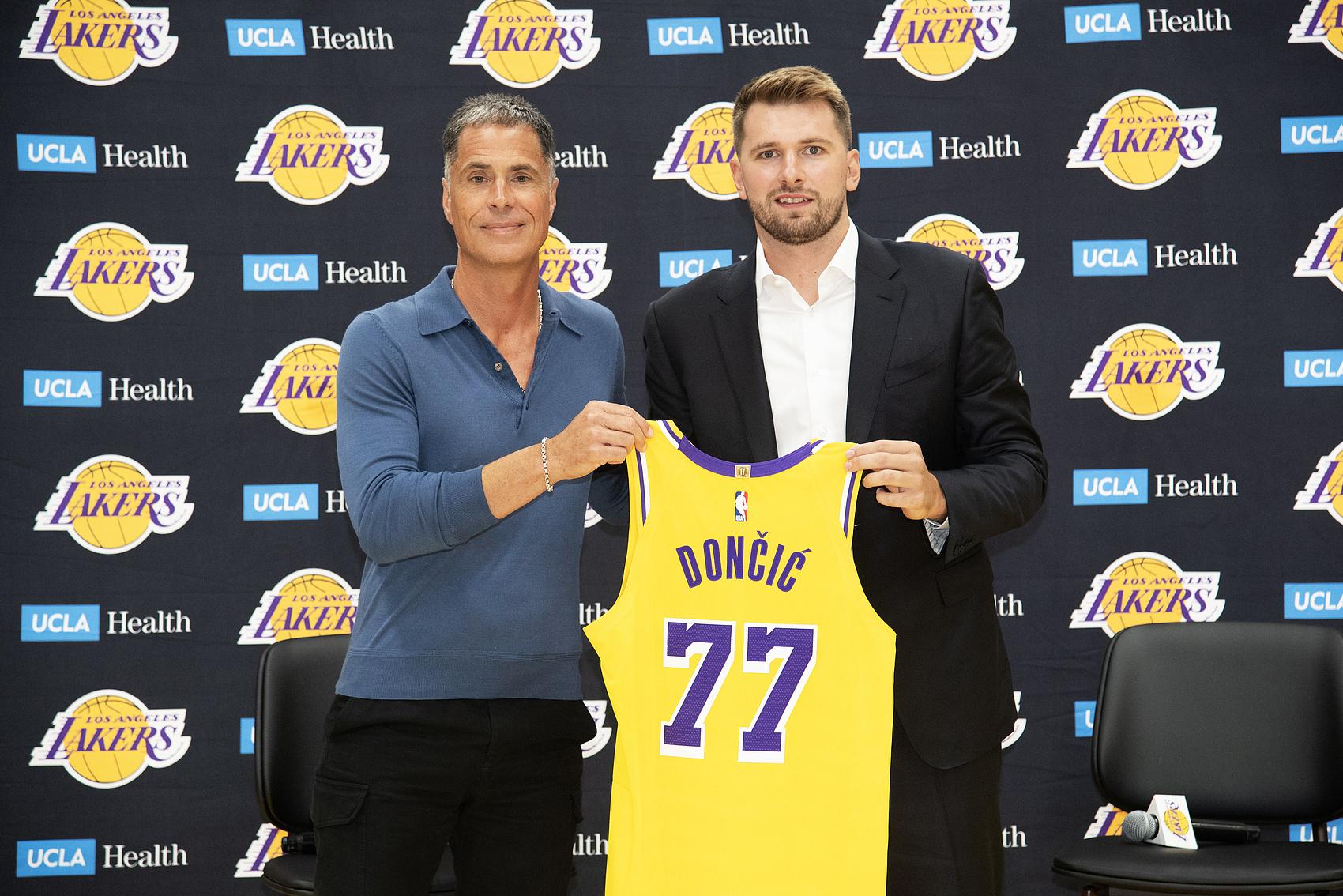 信这支队伍, 多年承诺已, ue 信这支队伍, 多年承诺已, ue