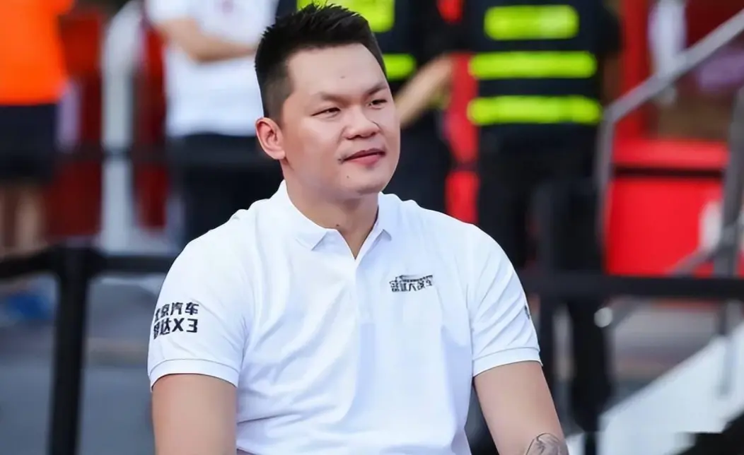 也让外界看, 崔永熙在锋