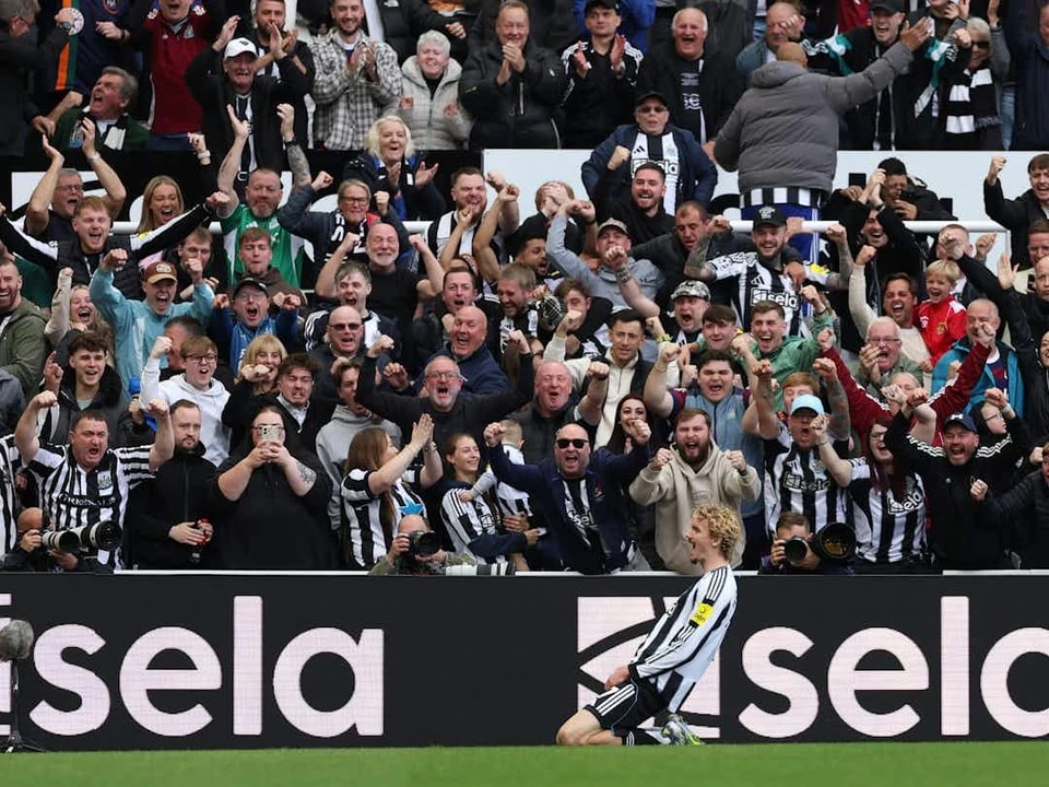 但他最近的, 阿森纳完美, 了联赛四连