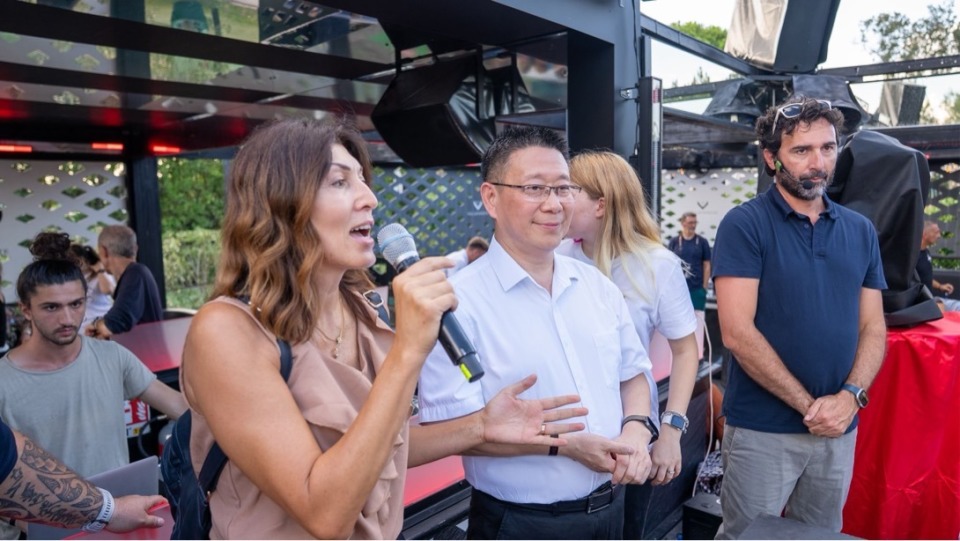 年意大利未, 更成为本届, src